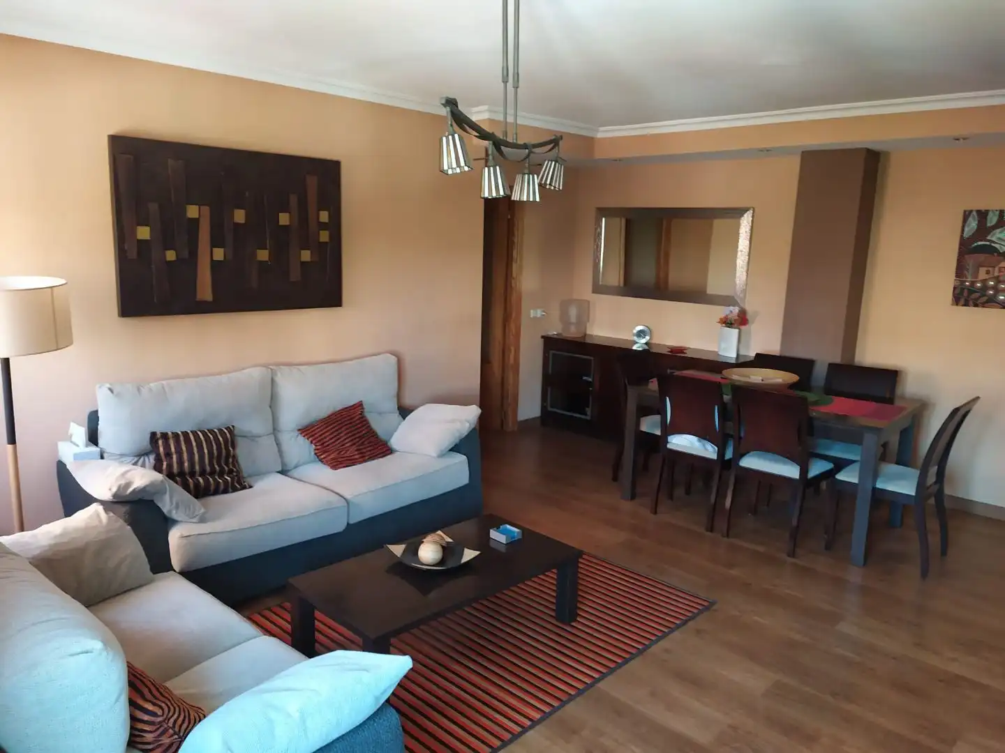 Living room of Flat for share in Alicante / Alacant  with Air Conditioner, Parquet flooring and Swimming Pool