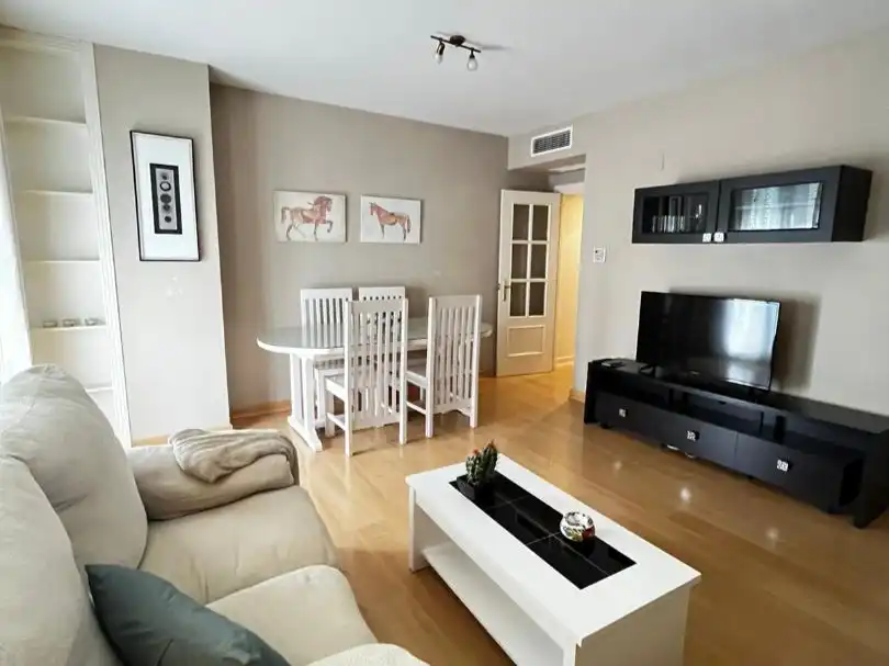 Living room of Flat for rent in Montijo  with Air Conditioner, Heating and Parquet flooring