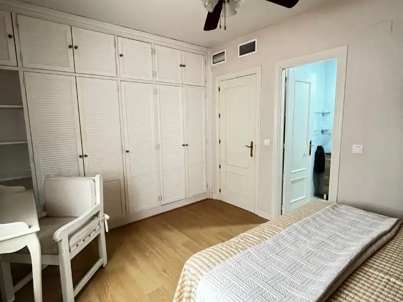 Bedroom of Flat for rent in Montijo  with Air Conditioner, Heating and Parquet flooring