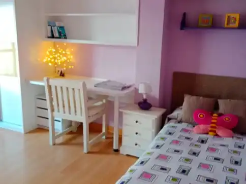 Bedroom of Flat for rent in Montijo  with Air Conditioner, Heating and Parquet flooring