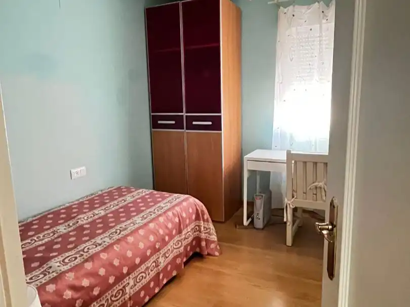 Bedroom of Flat for rent in Montijo  with Air Conditioner, Heating and Parquet flooring