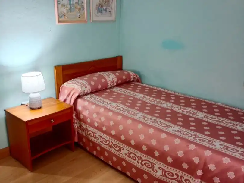 Bedroom of Flat for rent in Montijo  with Air Conditioner, Heating and Parquet flooring