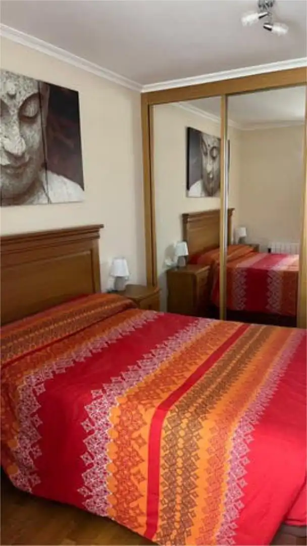 Wohnungen zur Miete in Viveiro Schlafzimmer von Wohnungen zur Miete in Viveiro mit Heizung, Schwimmbad und Möbliert