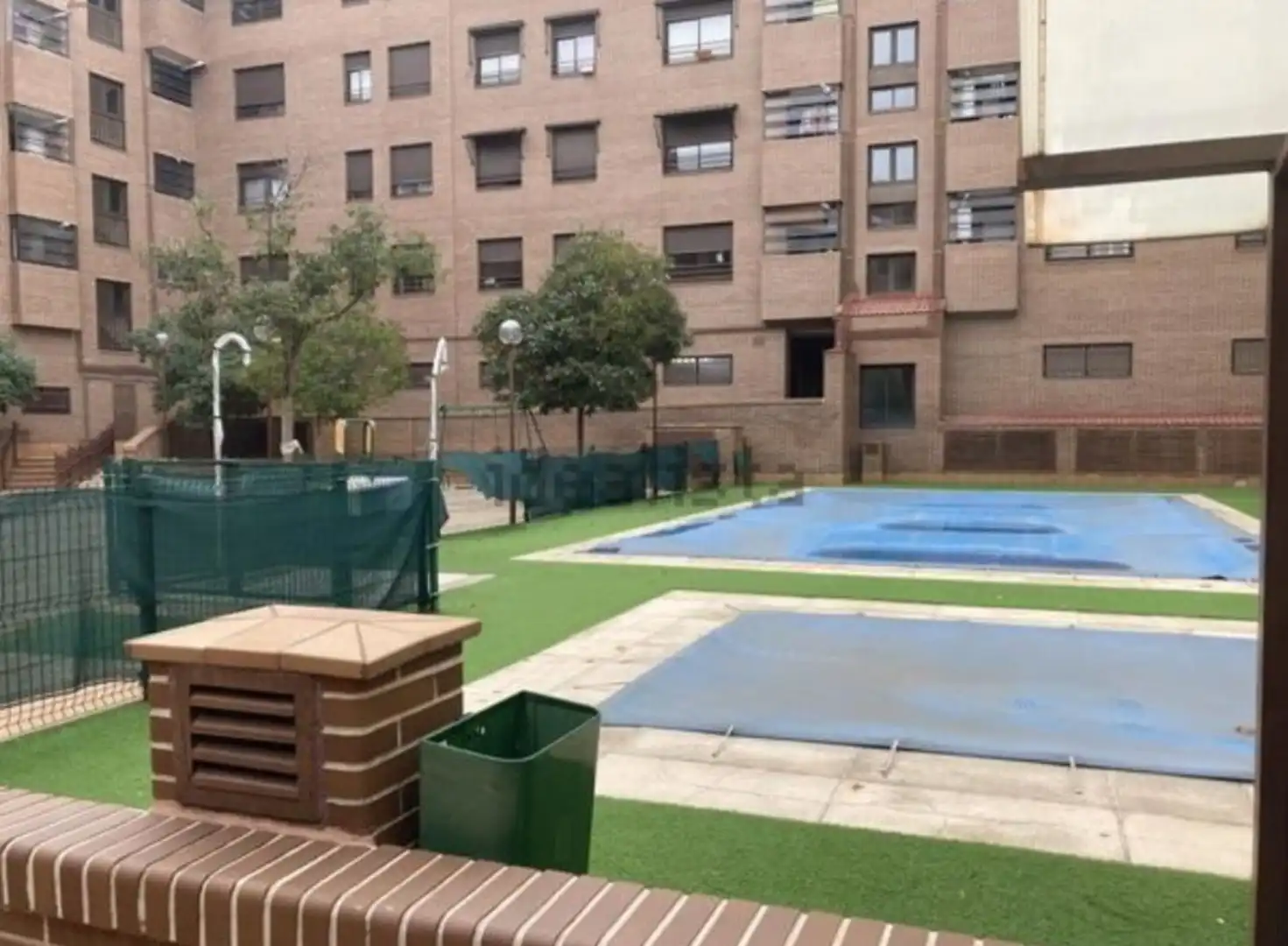 Piscina de Pis de lloguer en Madrid amb Calefacció, Jardí privat i Parquet