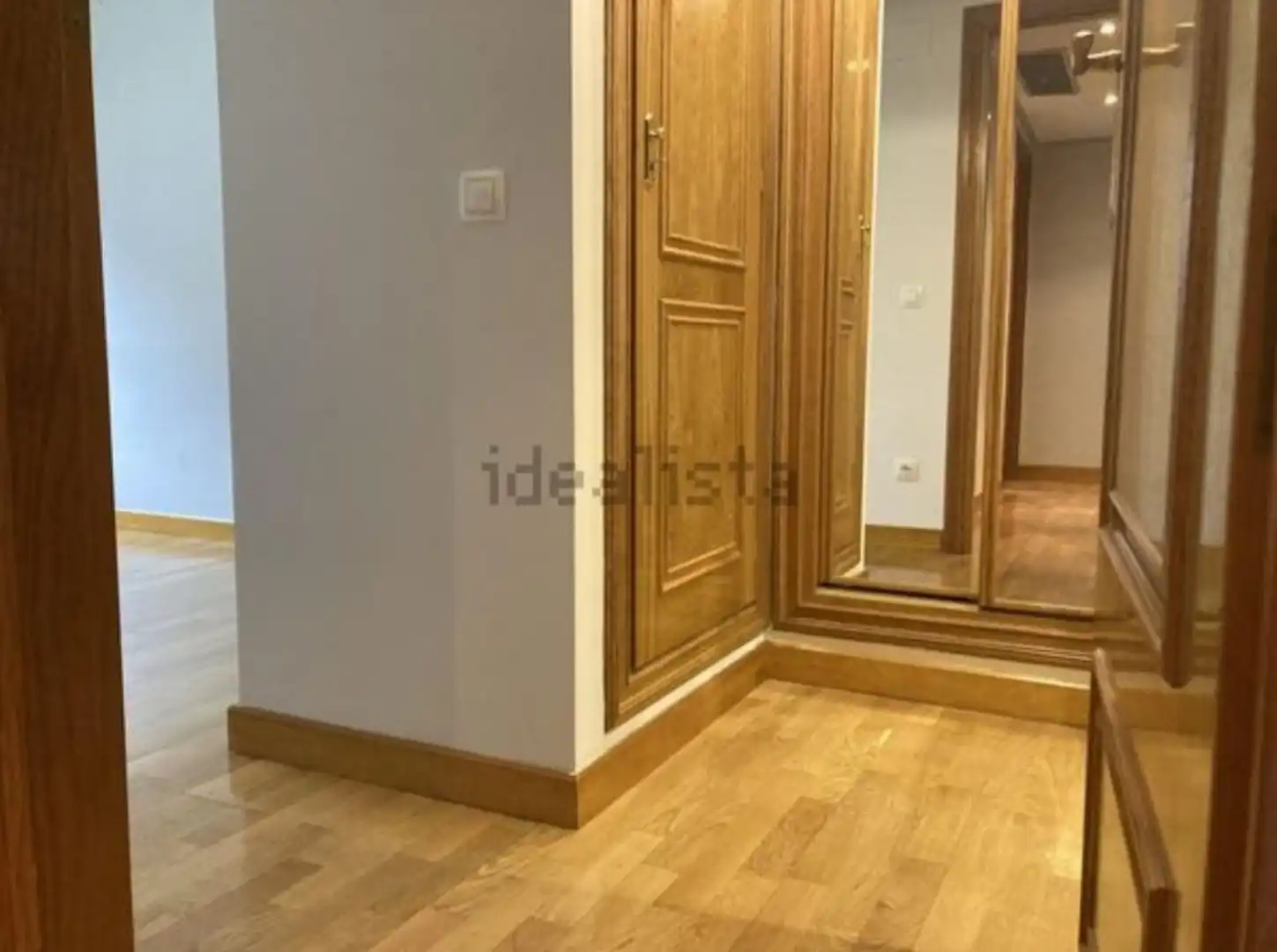 Dormitori de Pis de lloguer en Madrid amb Calefacció, Jardí privat i Parquet