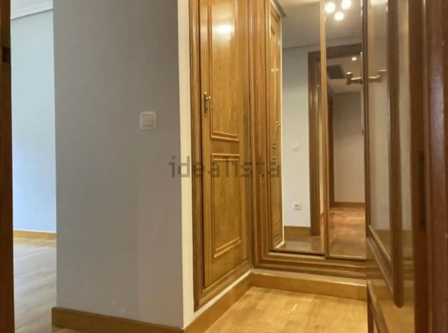 Dormitori de Pis de lloguer en Madrid amb Calefacció, Jardí privat i Parquet