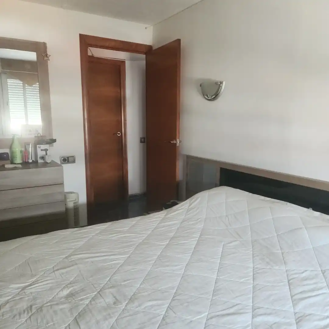 Bedroom of Flat for sale in L'Hospitalet de Llobregat  with Air Conditioner and Balcony