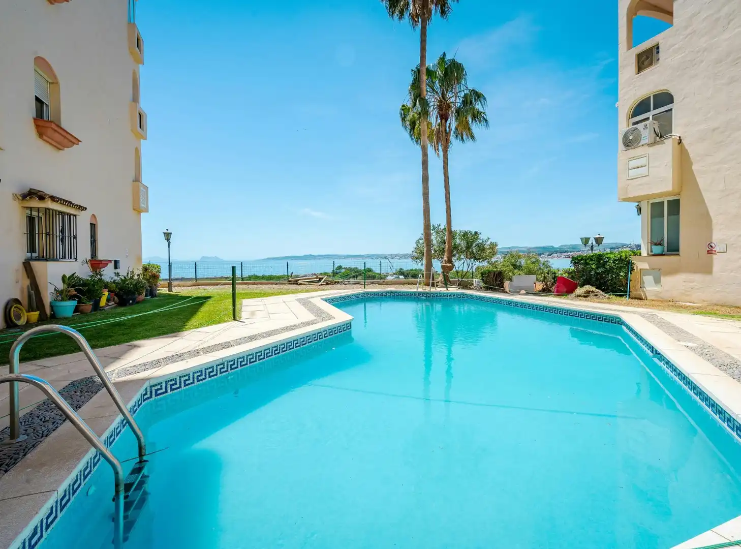 Piso de alquiler en Avenida del Carmen, 43, Seghers Piscina de Piso de alquiler en Estepona con Aire acondicionado, Calefacción y Terraza