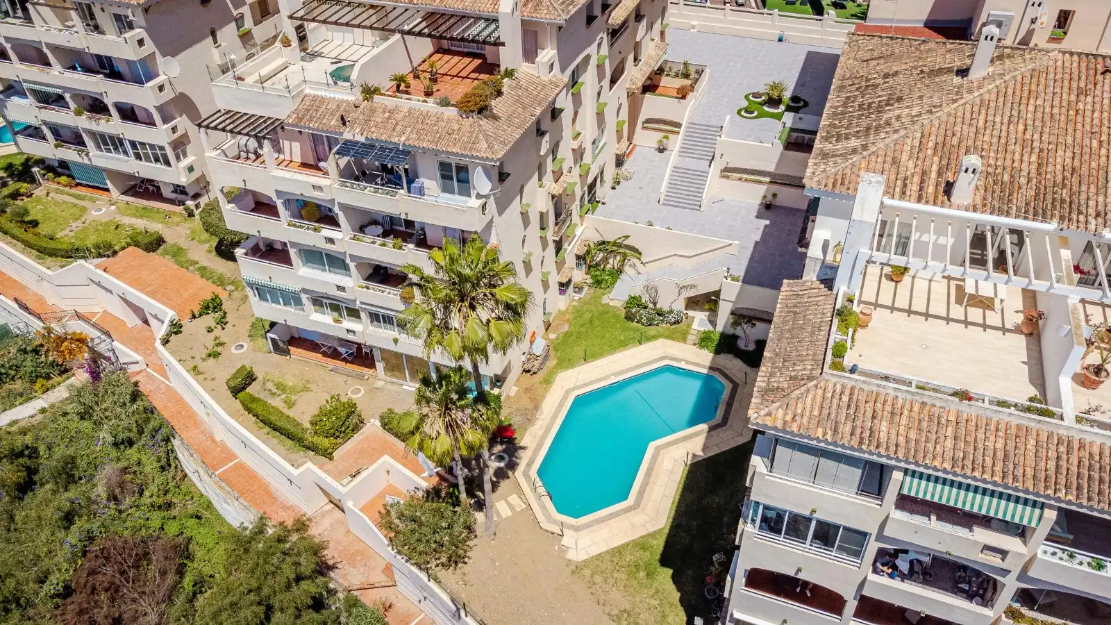 Piso de alquiler en Avenida del Carmen, 43, Seghers Vista exterior de Piso de alquiler en Estepona con Aire acondicionado, Calefacción y Terraza