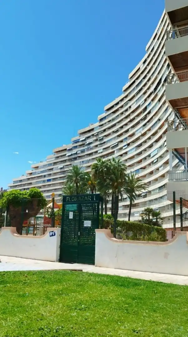 Exterior view of Apartments for rent in Cullera  with Air Conditioner, Furnished and Oven