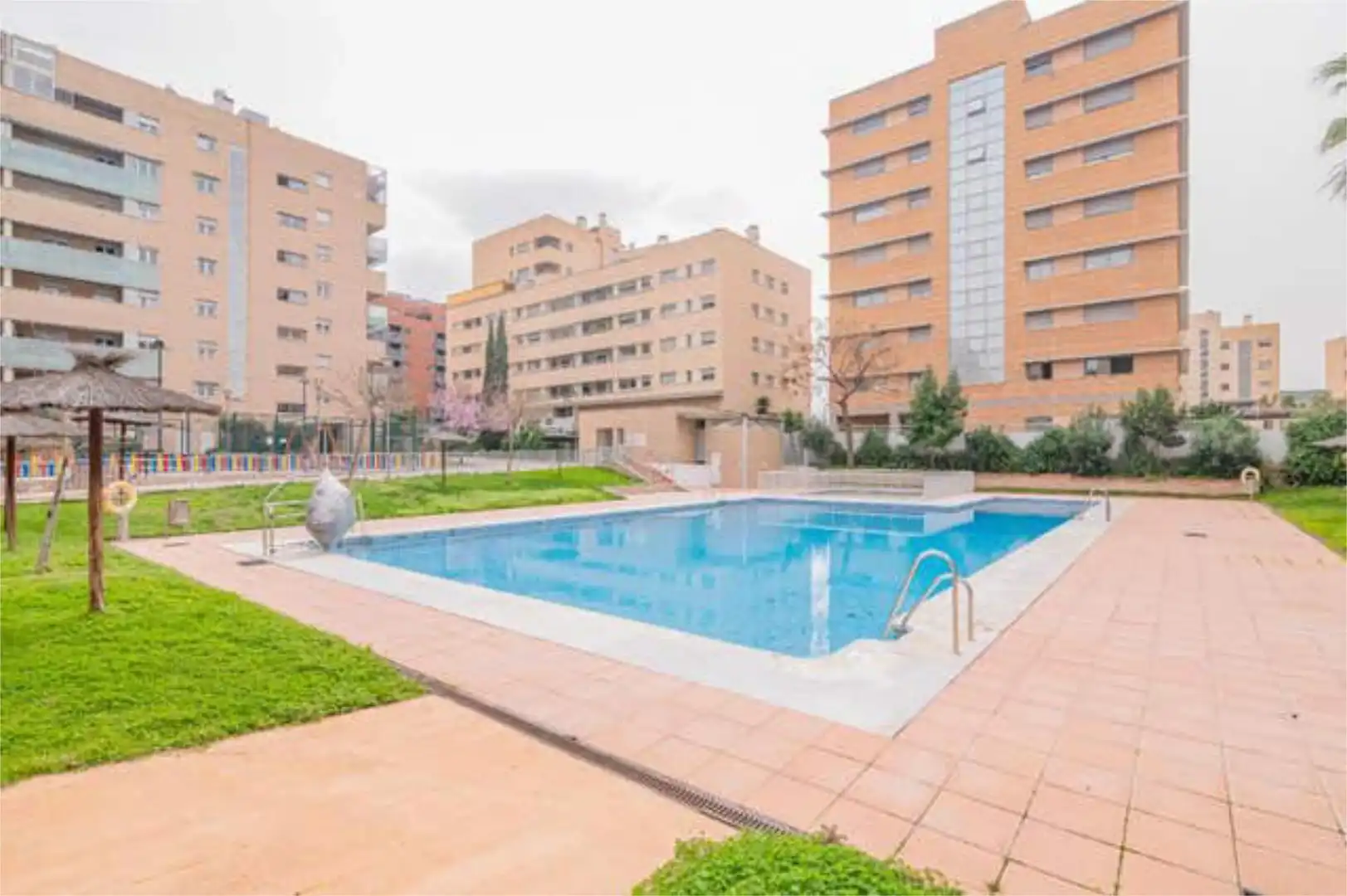 Flat for sale in Campus de la Salud Swimming pool of Flat for sale in Granada with Heating, Private garden and Terrace