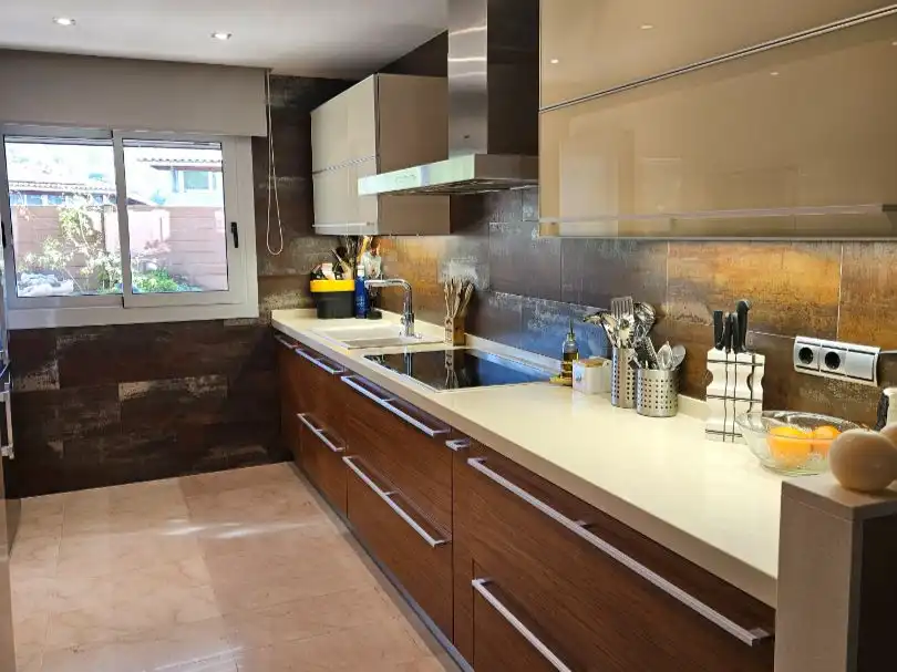 Casa o chalet en venta en Carrer Doctor Lluís Folch I Camarasa, 11, Vilassar de Dalt Cocina de Casa o chalet en venta en Vilassar de Dalt con Aire acondicionado, Terraza y Piscina