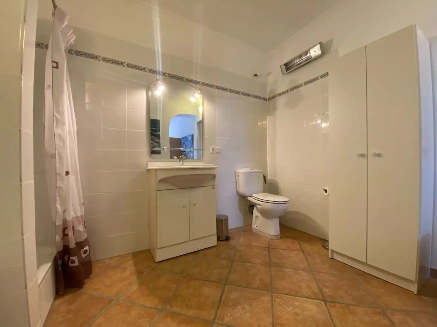 Piso en venta en Carrer del Pinsà, 18, La Viña - Montemar - San Jaime Baño de Piso en venta en Benissa con Jardín privado, Terraza y Trastero