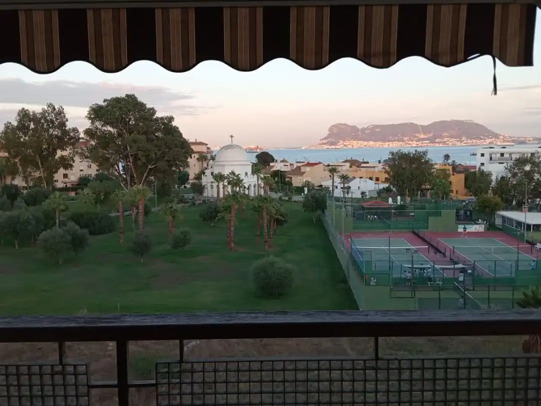 Flat for rent in Misioneras Concepcionistas, 5, La Reconquista - El Rosario Flat for rent in Algeciras with Air Conditioner, Heating and Parquet flooring