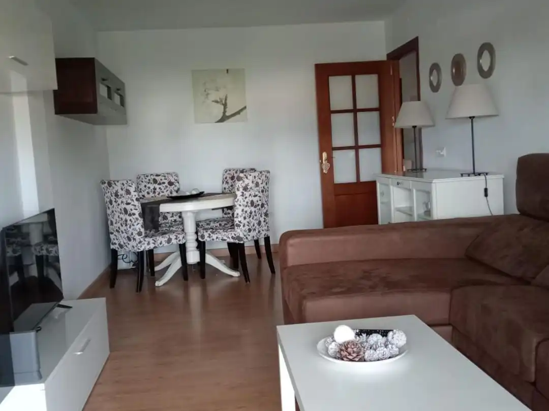 Flat for rent in Misioneras Concepcionistas, 5, La Reconquista - El Rosario Living room of Flat for rent in Algeciras with Air Conditioner, Heating and Parquet flooring