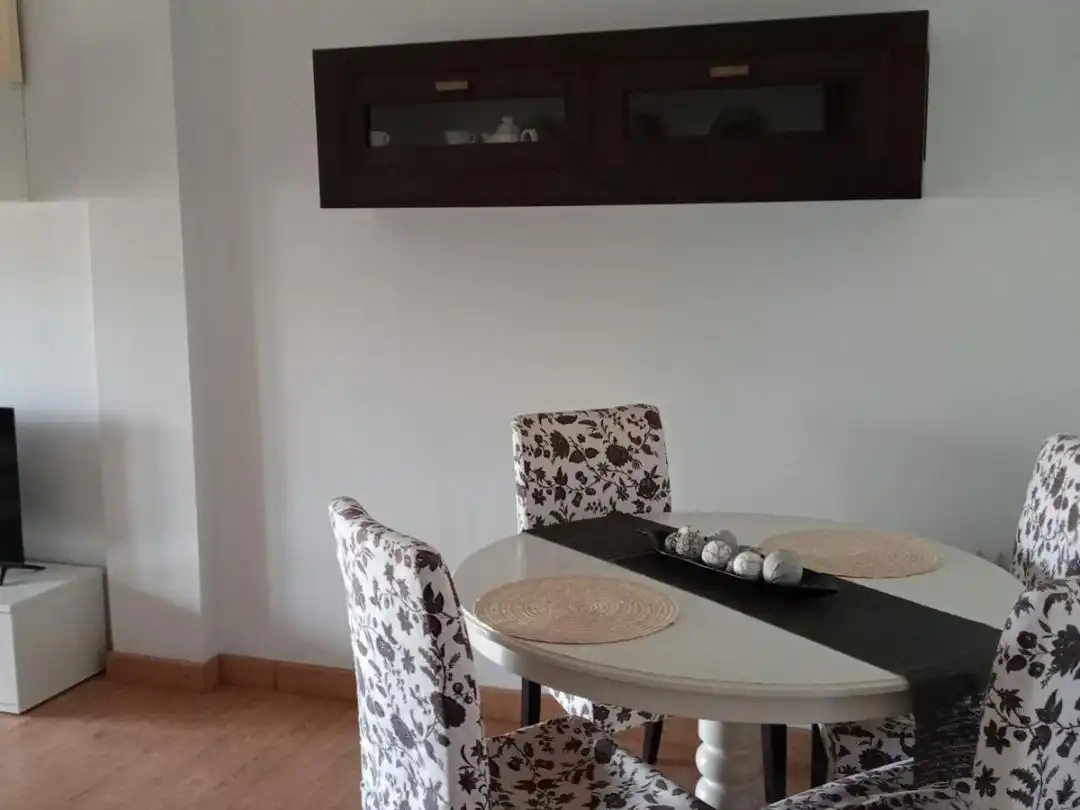 Flat for rent in Misioneras Concepcionistas, 5, La Reconquista - El Rosario Dining room of Flat for rent in Algeciras with Air Conditioner, Heating and Parquet flooring