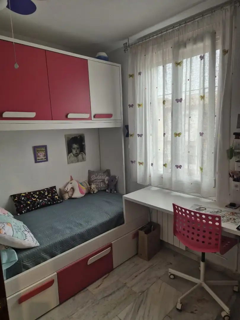 Casa adosada en venta en Calle Guatemala, 30, Ogíjares Habitación de Casa adosada en venta en Ogíjares con Aire acondicionado
