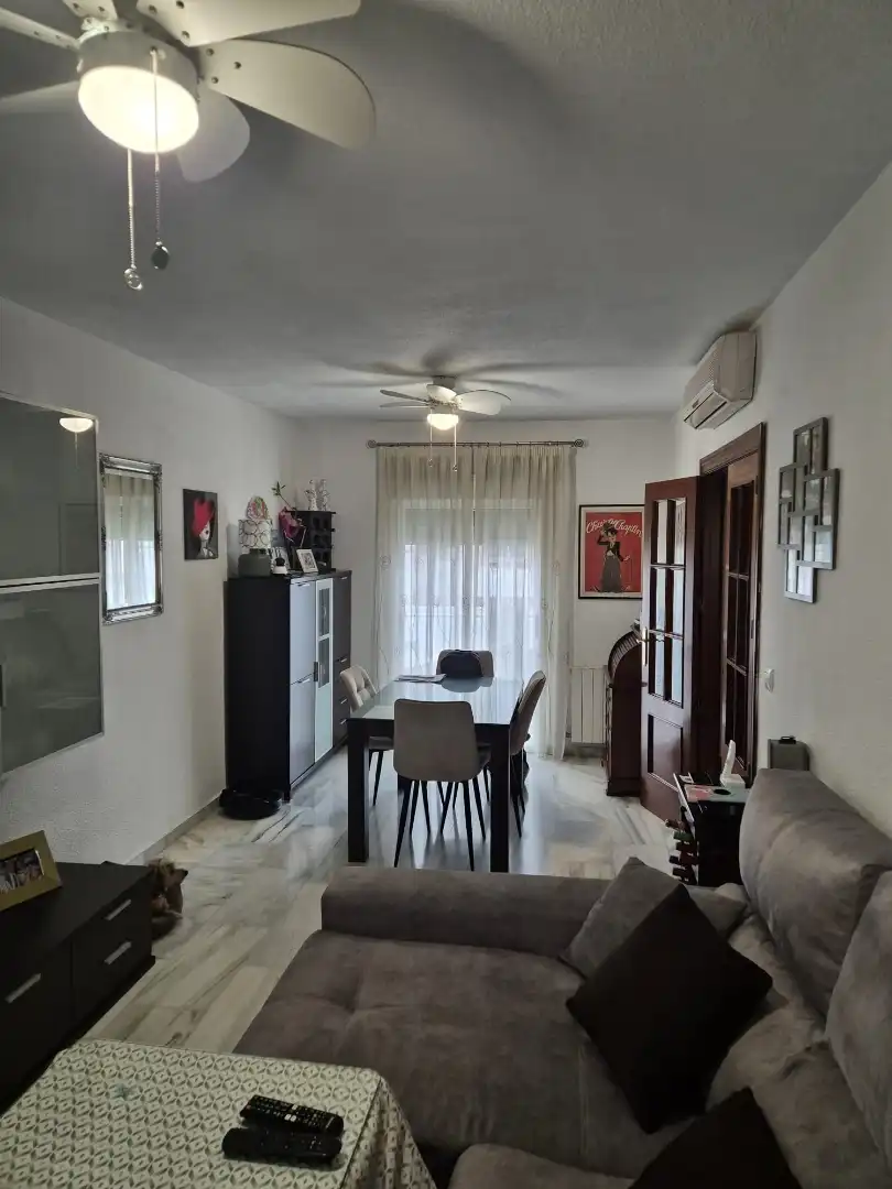 Casa adosada en venta en Calle Guatemala, 30, Ogíjares Comedor de Casa adosada en venta en Ogíjares con Aire acondicionado