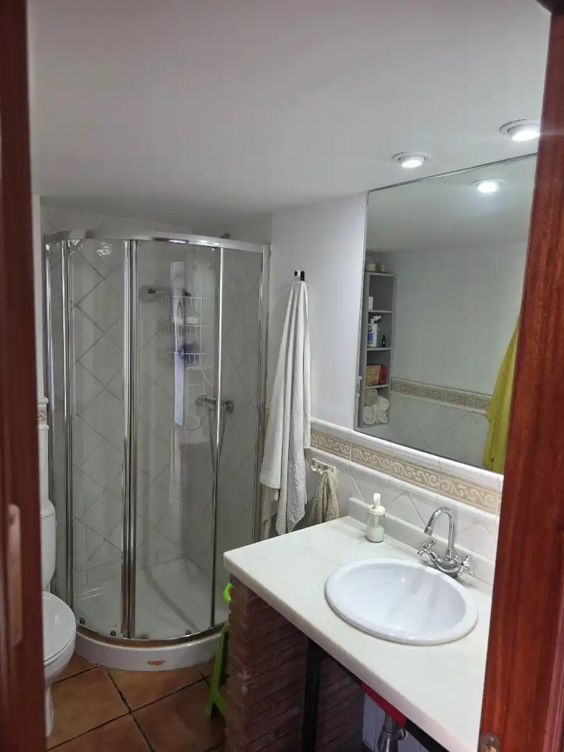 Casa adosada en venta en Calle Guatemala, 30, Ogíjares Baño de Casa adosada en venta en Ogíjares con Aire acondicionado