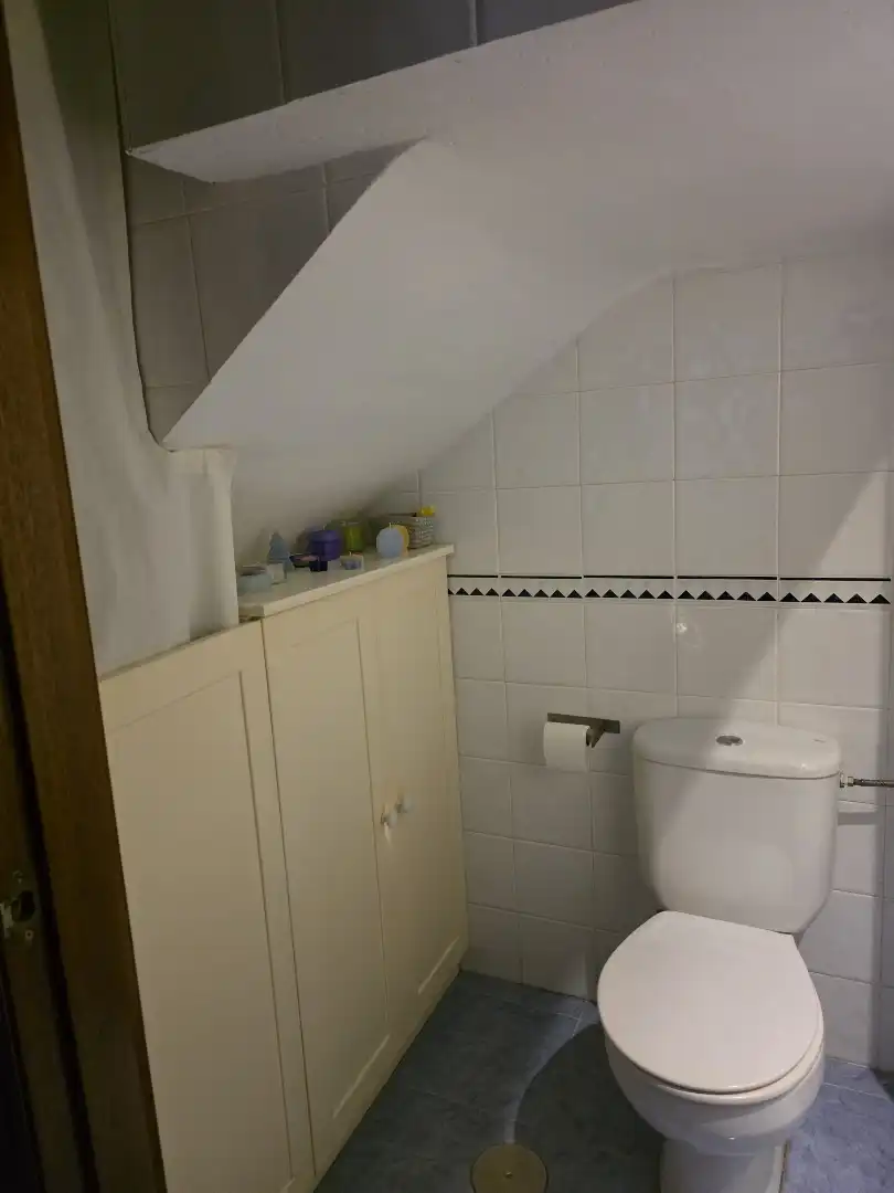 Casa adosada en venta en Calle Guatemala, 30, Ogíjares Baño de Casa adosada en venta en Ogíjares con Aire acondicionado