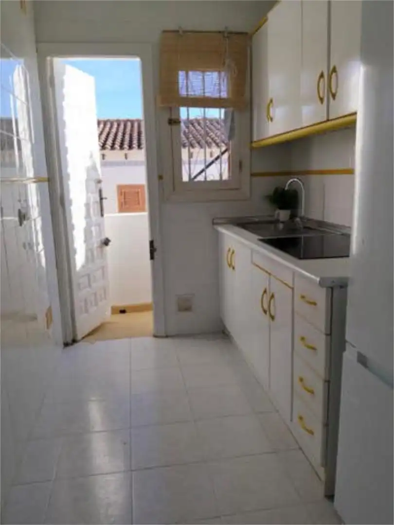 Küche von Wohnungen zum Verkauf in Torrevieja mit Terrasse