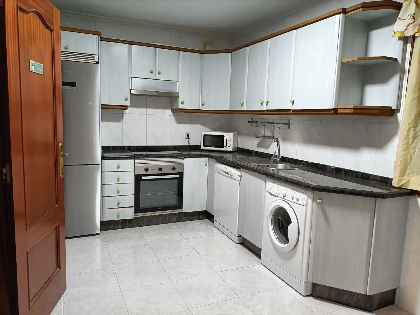 Wohnung zur Miete in Rúa Eduardo Pondal, 64b, Zona Fernández Ladreda Küche von Wohnung zur Miete in Pontevedra Capital