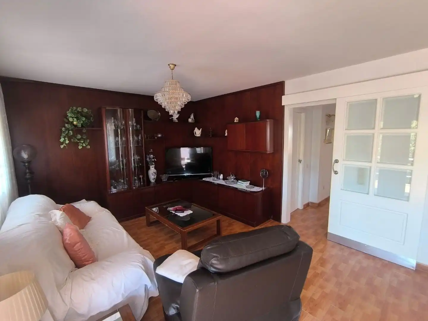 Casa adosada en venda a Carrer Tamarix, 18, Urbanitzacions de Llevant Sala d'estar de Casa adosada en venda en Tarragona amb Aire condicionat, Calefacció i Jardí privat