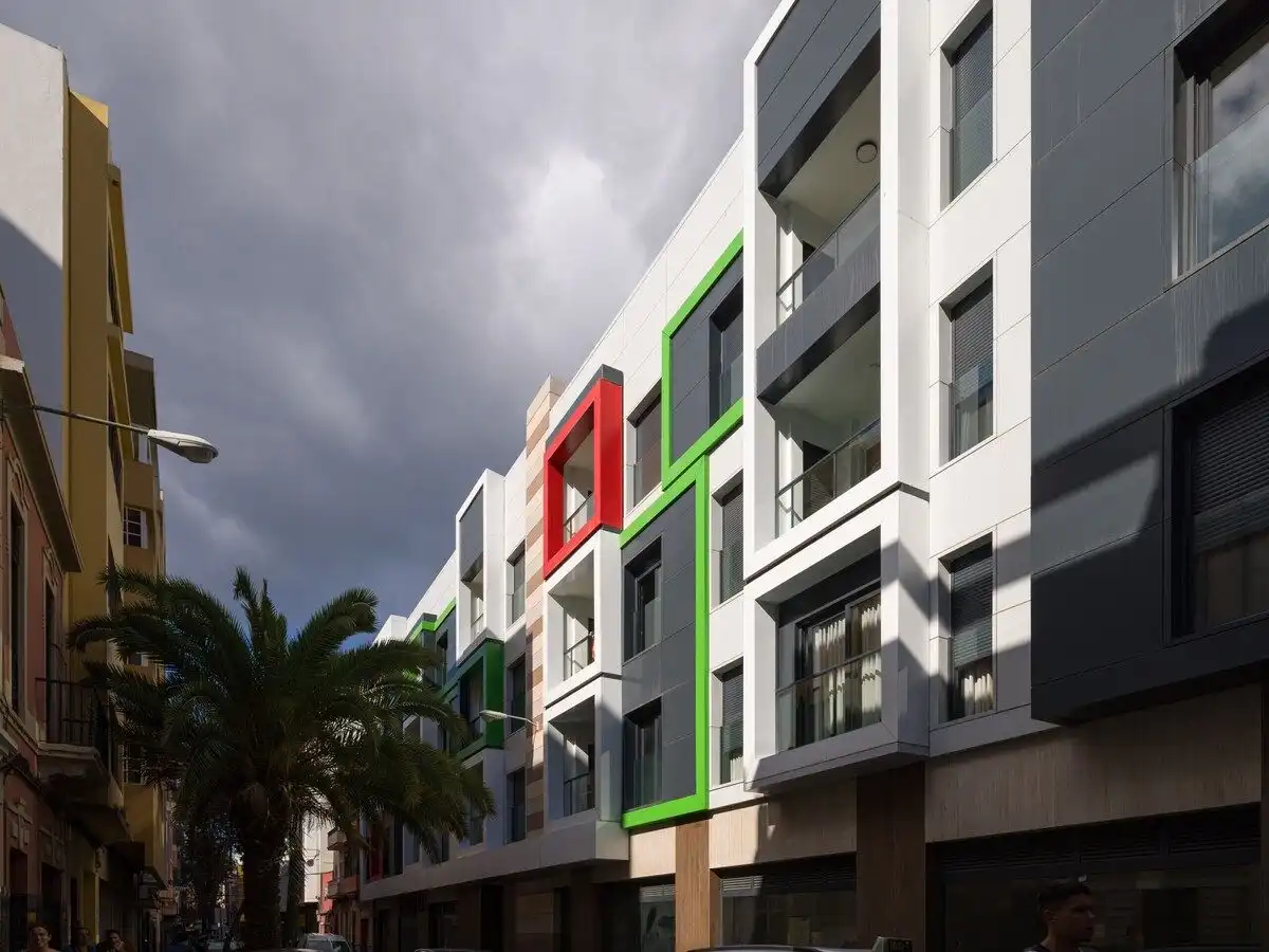 Flat for rent in Calle la Naval, 145, Isleta Exterior view of Flat for rent in Las Palmas de Gran Canaria with Furnished, Community parking and Balcony