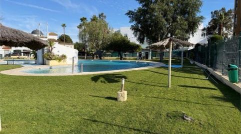 Casa adosada en venta en Los Gallos, Chiclana de la Frontera - imagen 4 Foto 4 de Casa adosada en venta en Los Gallos, Chiclana de la Frontera