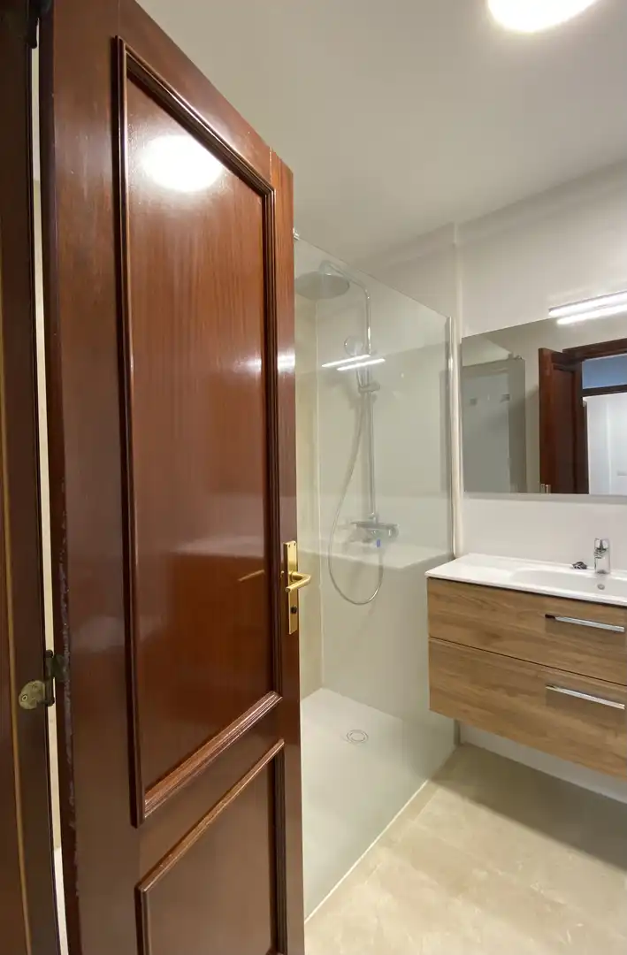 Attic for rent in Calle Viera y Clavijo, 35, Duggi - Rambla - Los Hoteles Bathroom of Attic for rent in Santa Cruz de Tenerife with Terrace, Furnished and Balcony