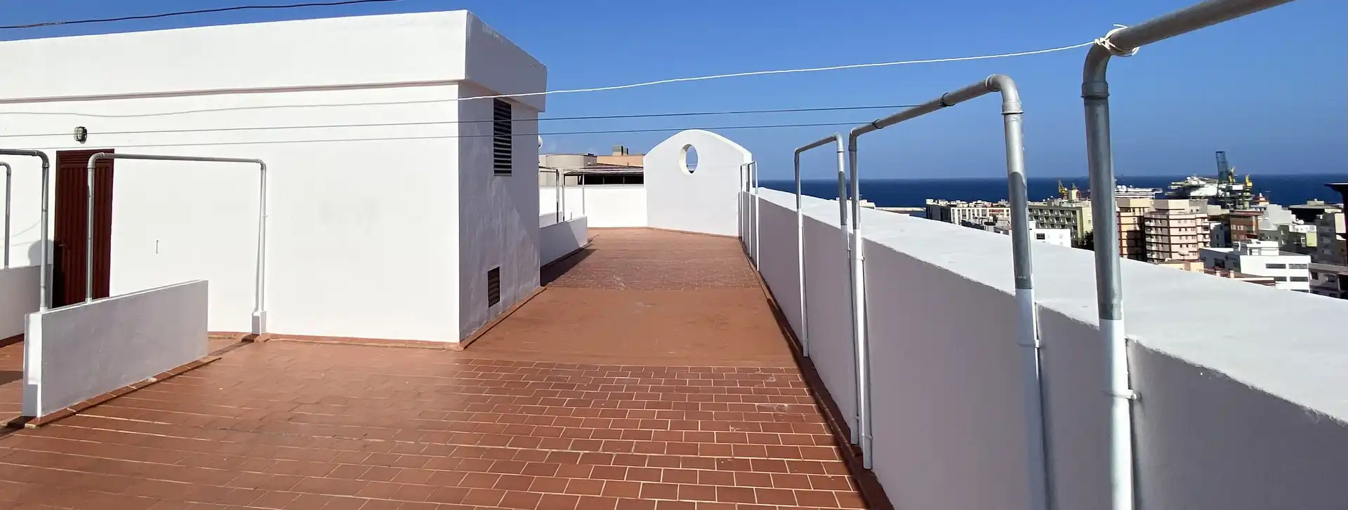 Attic for rent in Calle Viera y Clavijo, 35, Duggi - Rambla - Los Hoteles Terrace of Attic for rent in Santa Cruz de Tenerife with Terrace, Furnished and Balcony