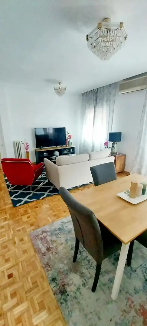 Piso en venta en Calle de Sánchez Barcáiztegui, 31, Pacífico Sala de estar de Piso en venta en Madrid Capital con Terraza