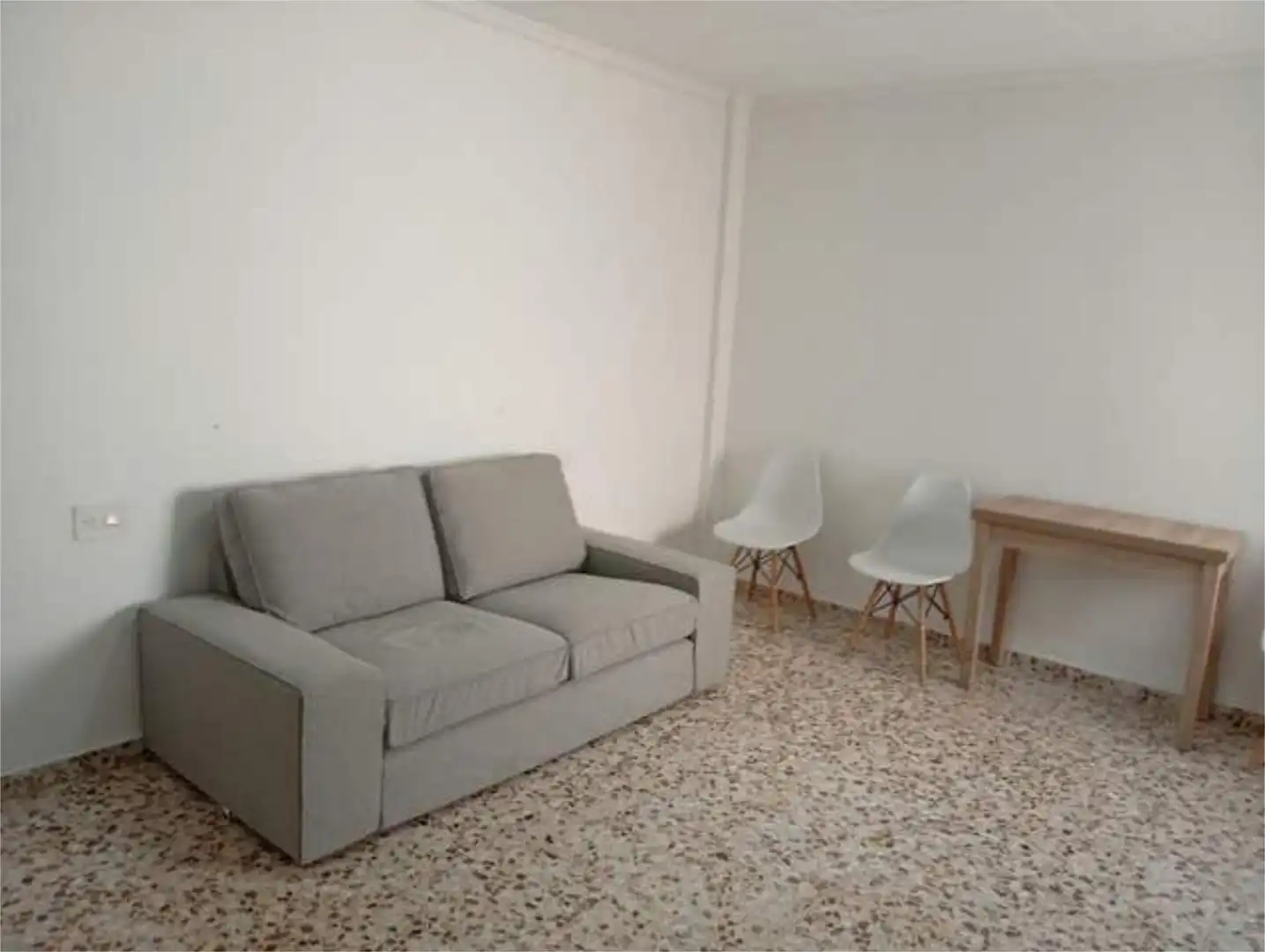 Piso de alquiler en La Coca - La Nia - Vistahermosa Sala de estar de Piso de alquiler en Aspe con Terraza, Trastero y Amueblado