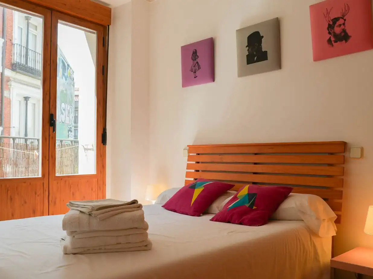 Flat for rent in Calle de Latoneros, 10, Sol Bedroom of Flat for rent in Madrid Capital with Air Conditioner and Balcony