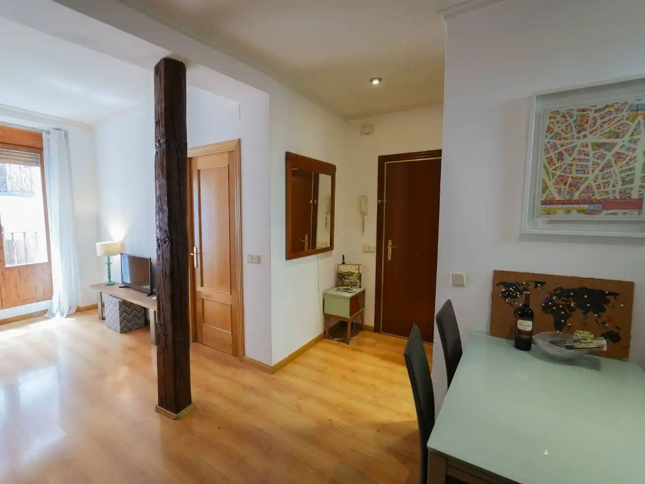 Flat for rent in Calle de Latoneros, 10, Sol Flat for rent in Madrid Capital with Air Conditioner and Balcony