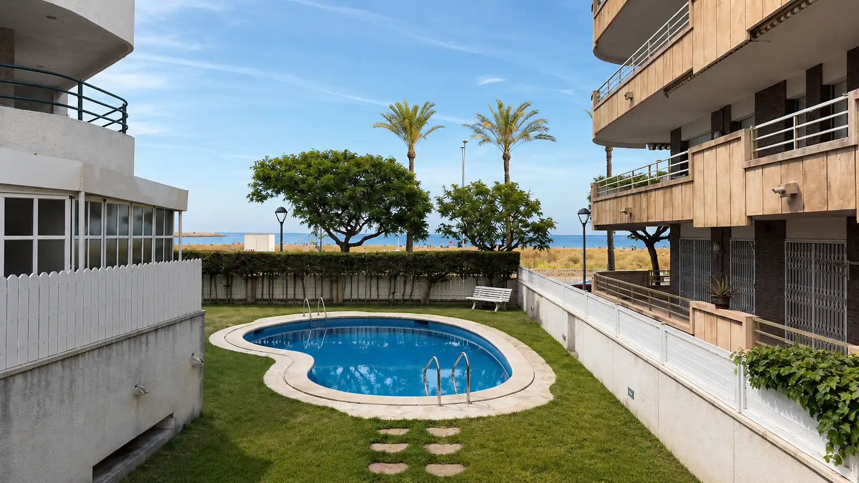 Piso en venta en Passeig Marítim de Sant Joan de Déu, 282, Segur Platja Piscina de Piso en venta en Calafell con Aire acondicionado, Terraza y Piscina