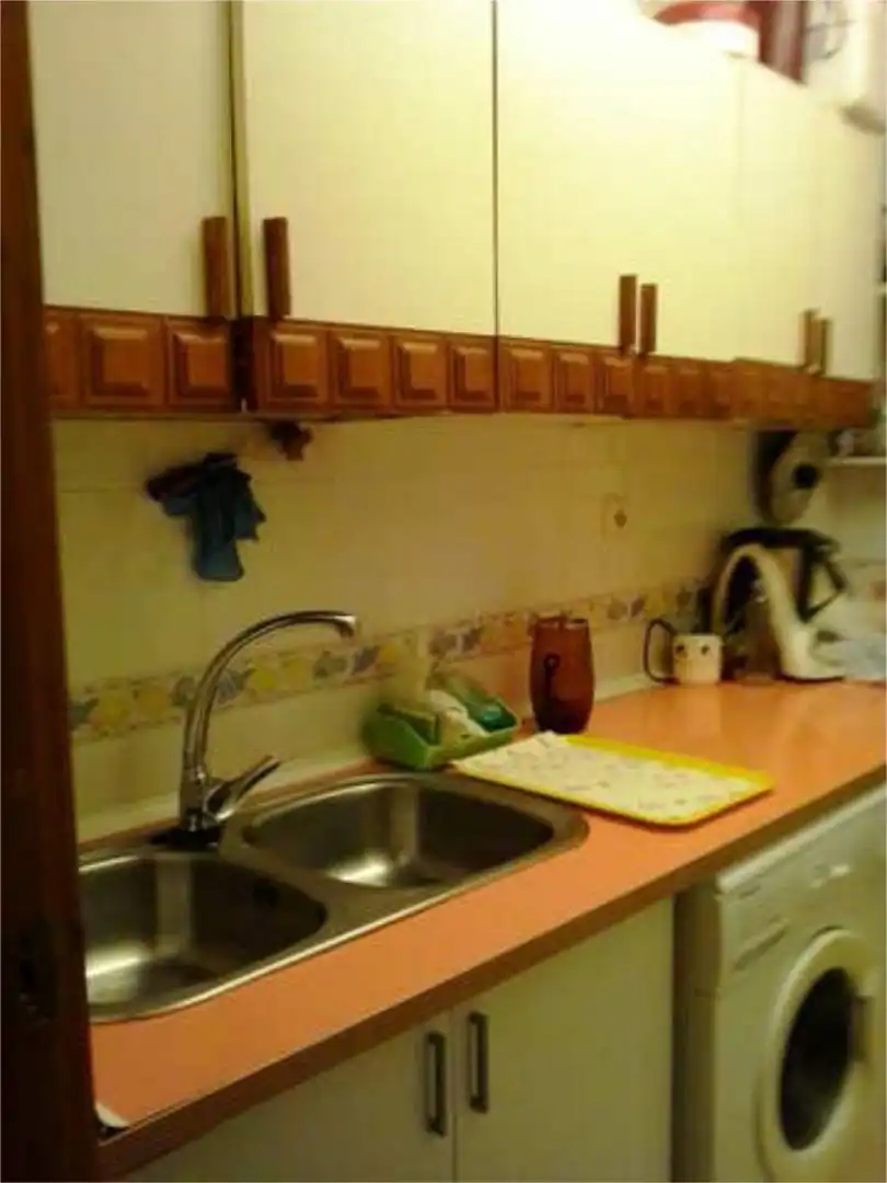 Apartament de lloguer a Velilla - Velilla Taramay Cuina de Apartament de lloguer en Almuñécar amb Jardí privat, Terrassa i Piscina