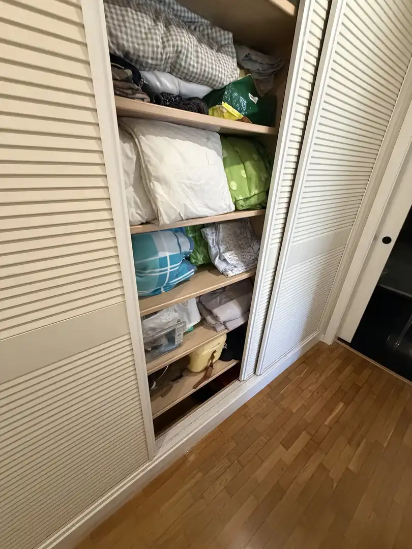 Flat for sale in Calle María Fulmen, 1, Parque Alcosa Bedroom of Flat for sale in Sevilla with Air Conditioner, Heating and Private garden