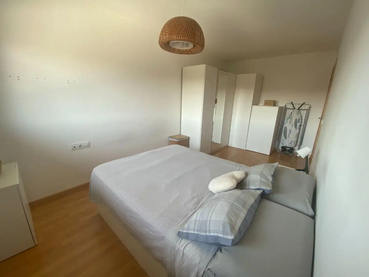 Wohnung zum Verkauf in Carrer de Sant Lluís, 115, Balaguer Schlafzimmer von Wohnung zum Verkauf in Balaguer mit Klimaanlage, Terrasse und Schwimmbad