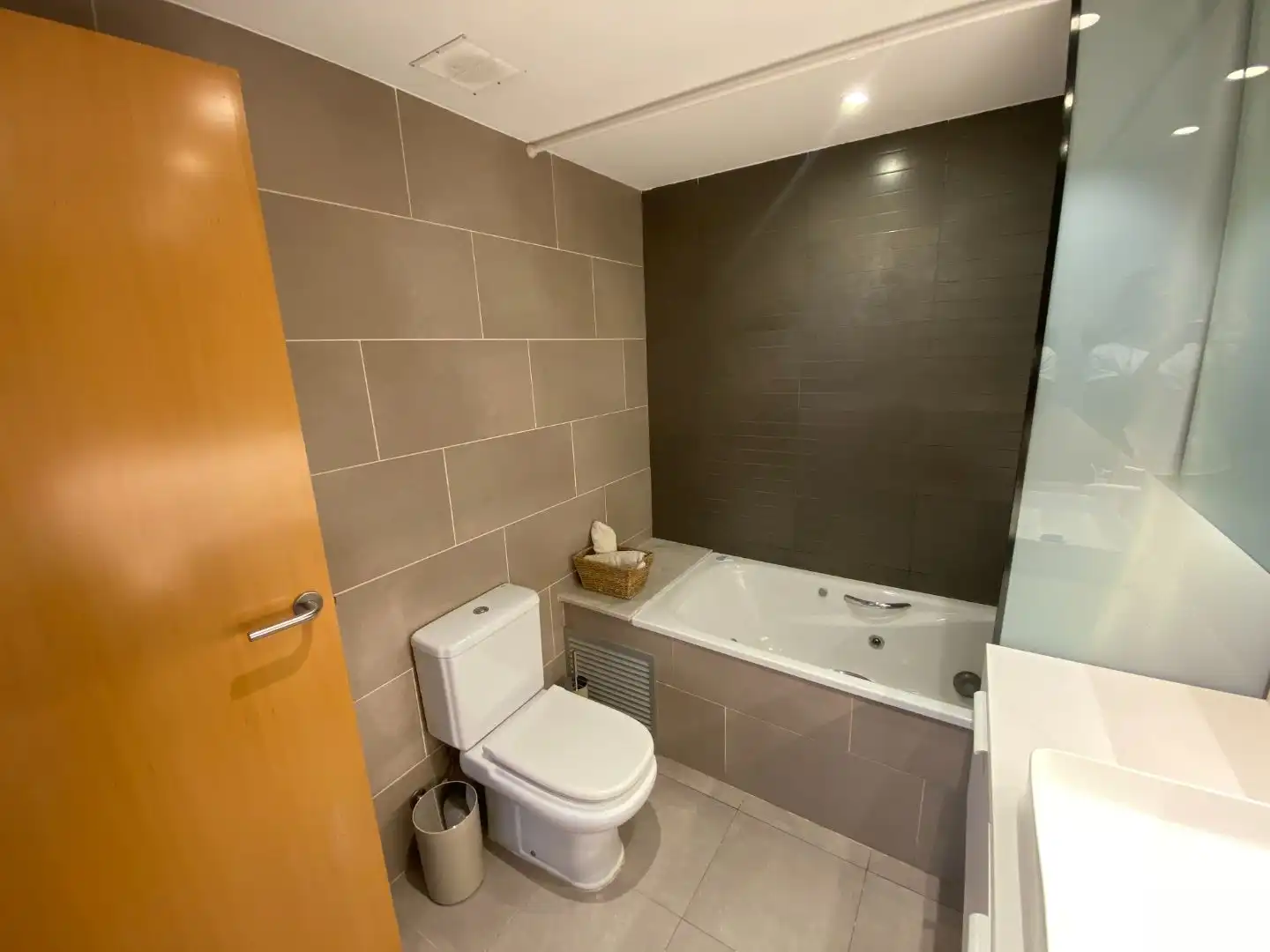 Wohnung zum Verkauf in Carrer de Sant Lluís, 115, Balaguer Badezimmer von Wohnung zum Verkauf in Balaguer mit Klimaanlage, Terrasse und Schwimmbad