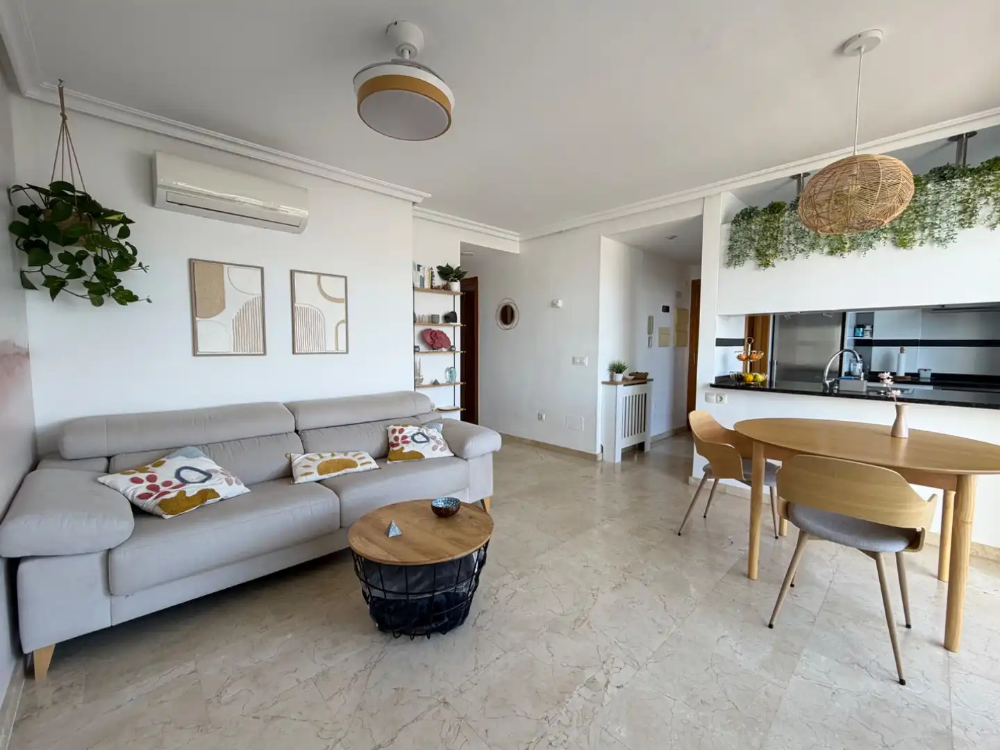 Sala d'estar de Àtic en venda en Maó - Mahón amb Aire condicionat i Terrassa