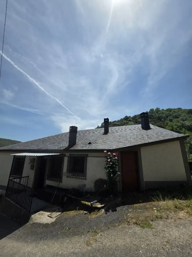 Vista exterior de Finca rústica en venta en Riós con Parquet, Terraza y Trastero