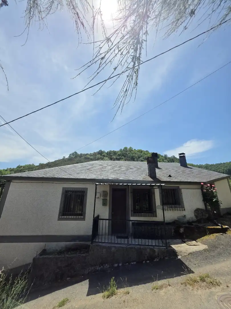 Vista exterior de Finca rústica en venta en Riós con Parquet, Terraza y Trastero