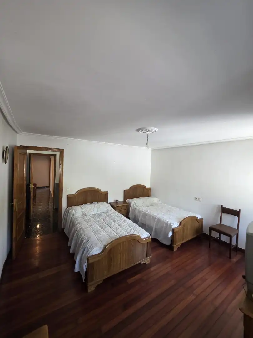 Habitación de Finca rústica en venta en Riós con Parquet, Terraza y Trastero