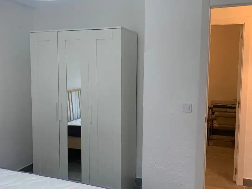 Habitación de Piso de alquiler en Málaga con Terraza y Amueblado