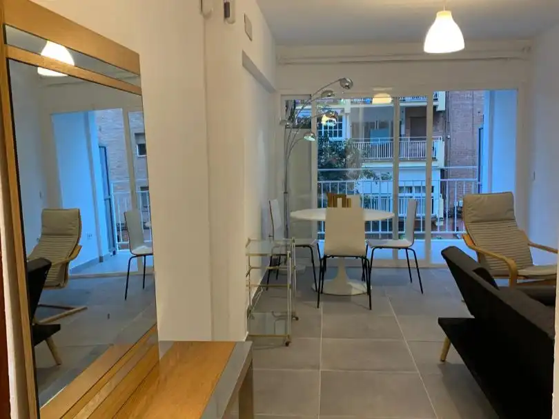 Comedor de Piso de alquiler en Málaga con Terraza y Amueblado