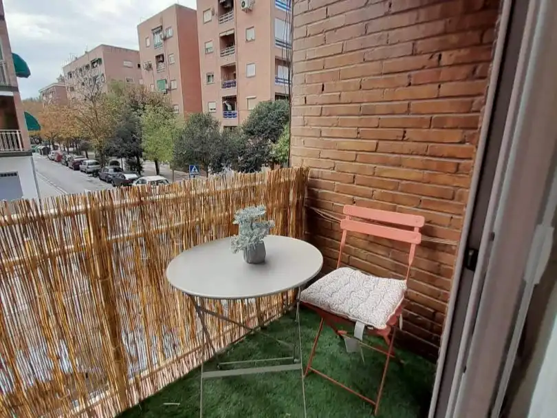 Wohnung zur Miete in Calle Esturión, 3, Angustias - Chana - Encina Terrasse von Wohnung zur Miete in Granada Capital mit Klimaanlage und Balkon