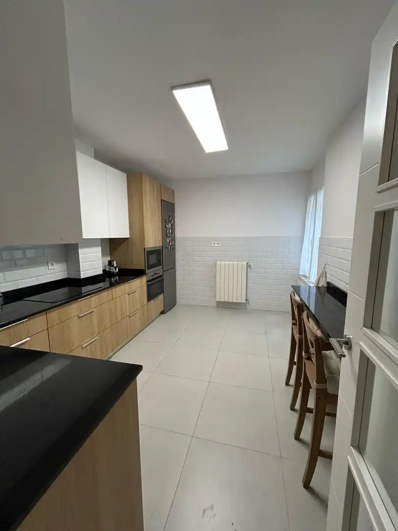 Piso en venta en Uribarri C Zeharkalea, 10, Barrio de Uribarri Cocina de Piso en venta en Bilbao con Terraza y Balcón