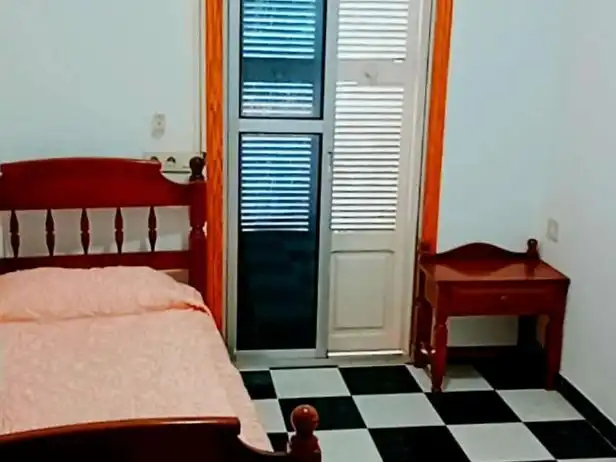 Casa adosada en venta en Calle Río Tajo, 19, Centro Habitación de Casa adosada en venta en Melilla Capital con Aire acondicionado, Terraza y Balcón