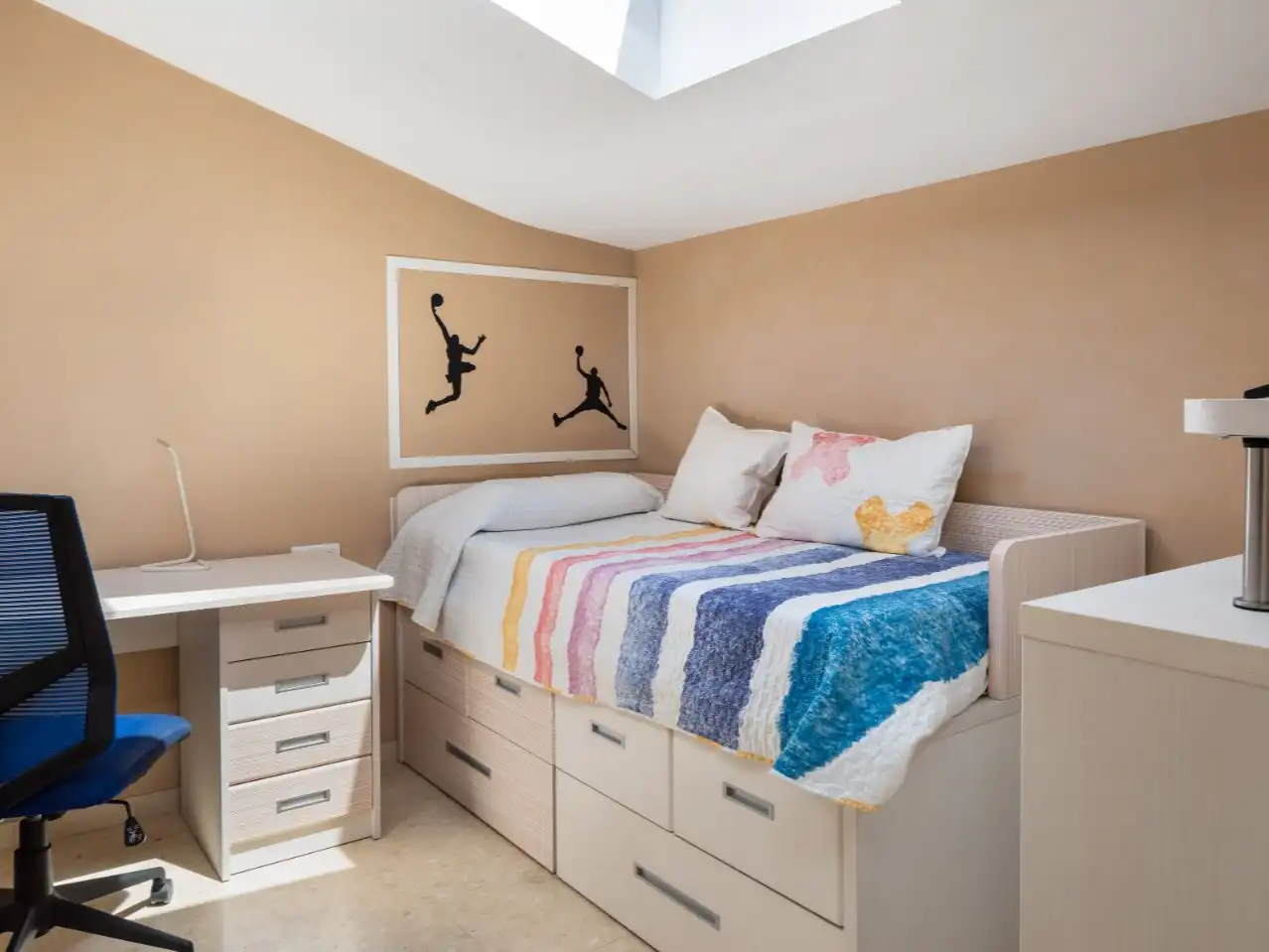 Dúplex en venda a Carrer de Covadonga, 495, Centre - Sant Oleguer Dormitori de Dúplex en venda en Sabadell amb Aire condicionat, Terrassa i Balcó